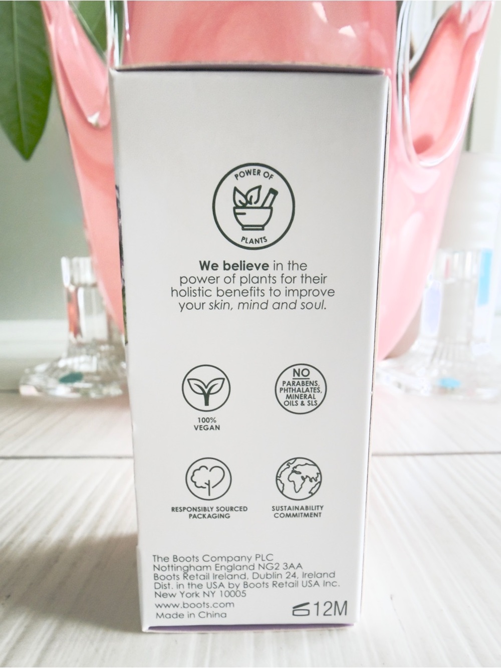 Botanics Pure Botanicals 1%
Bakuchiol Concentrated
Serum Anti-aging - Picture 3 of 3